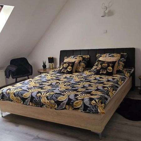 Wyjatkowy Apartament W Miliczu Eksteriør billede